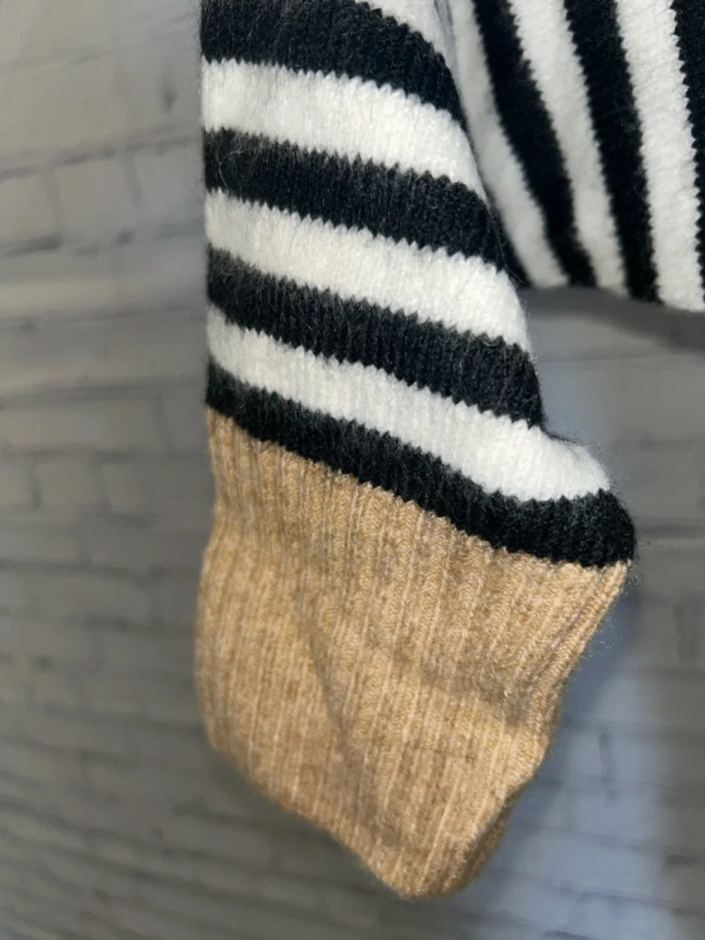 NWT CeCe Striped Black & White Drop-Shoulder Sweater with Taupe Trim - Picture 2 of 5